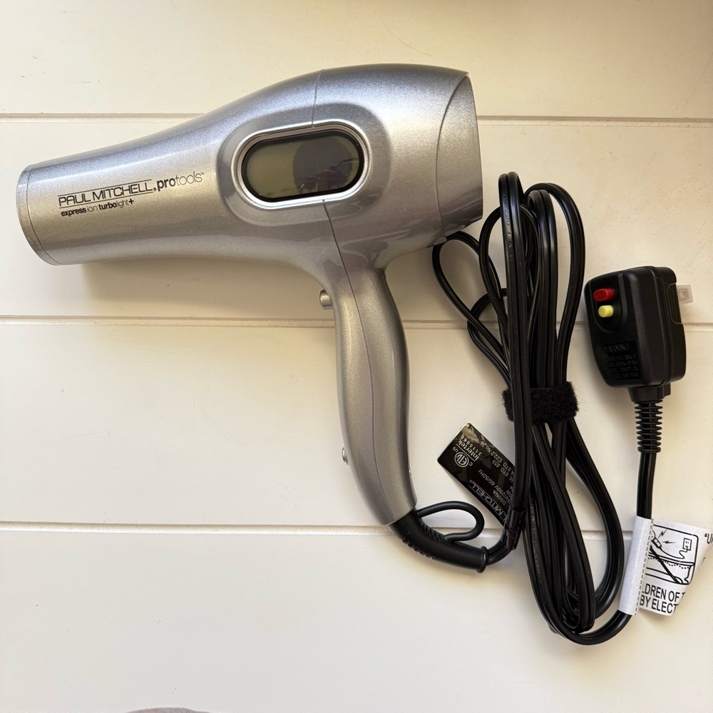 Paul Mitchell Pro Tools Hair Dryer